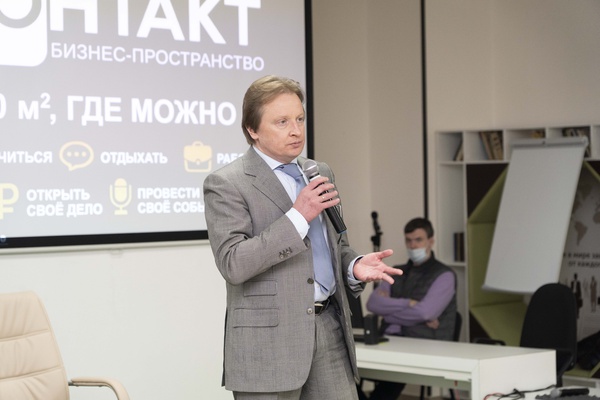 Дмитрий Гладский выступил на заседании оперативного штаба